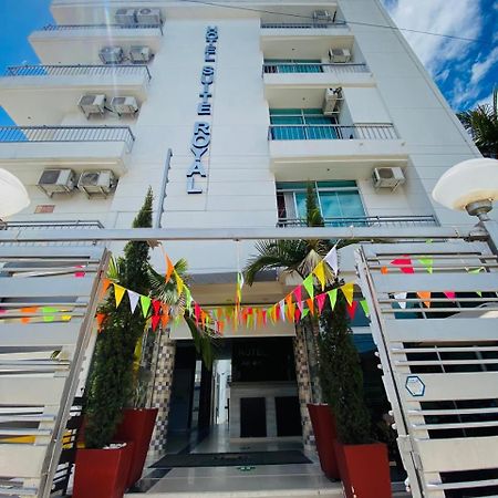 Hotel Suite Royal Мелгар Екстериор снимка